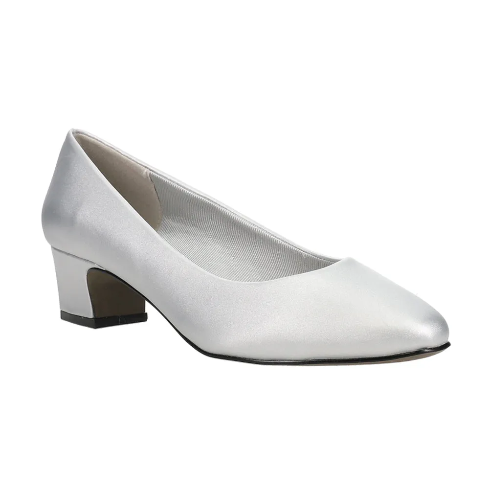 Prim Metallic Round Toe Block Heel Pumps