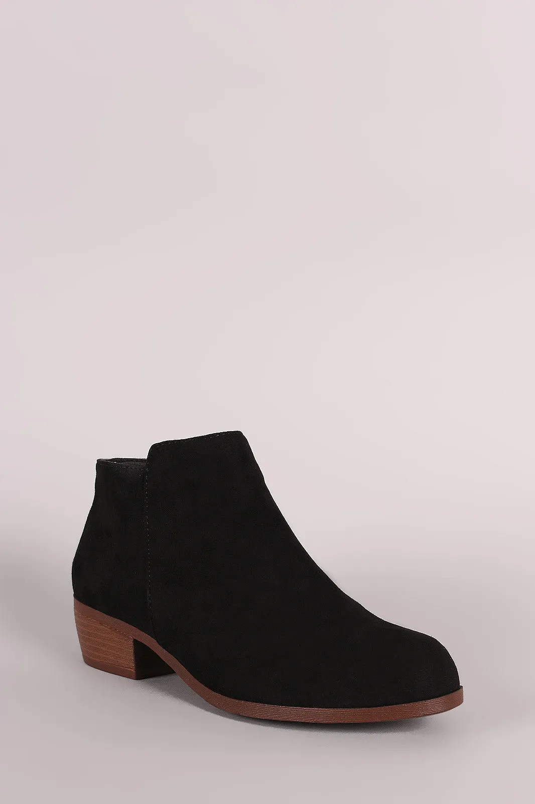 Qupid Suede Round Toe Cowgirl Ankle Boots