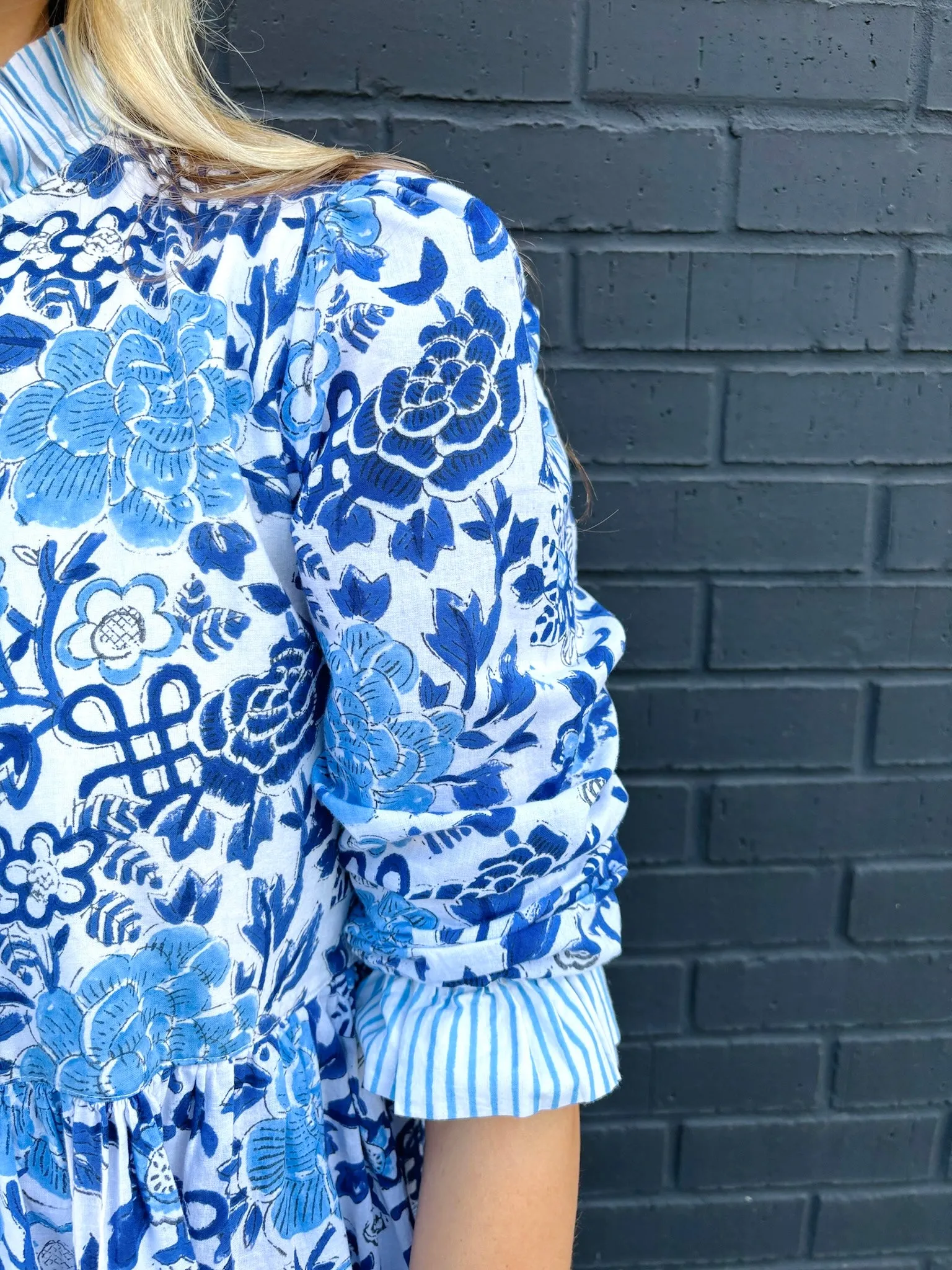 The Anndee short dress in blue and white porcelain block print